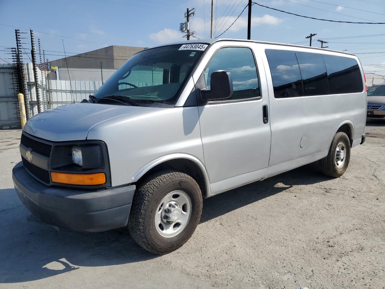 2014 Chevrolet Express - Image 1
