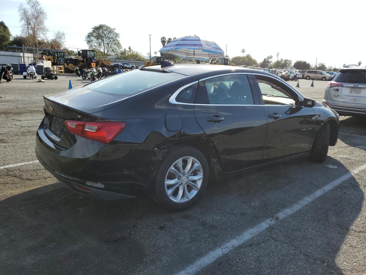 2023 Chevrolet Malibu - Image 3