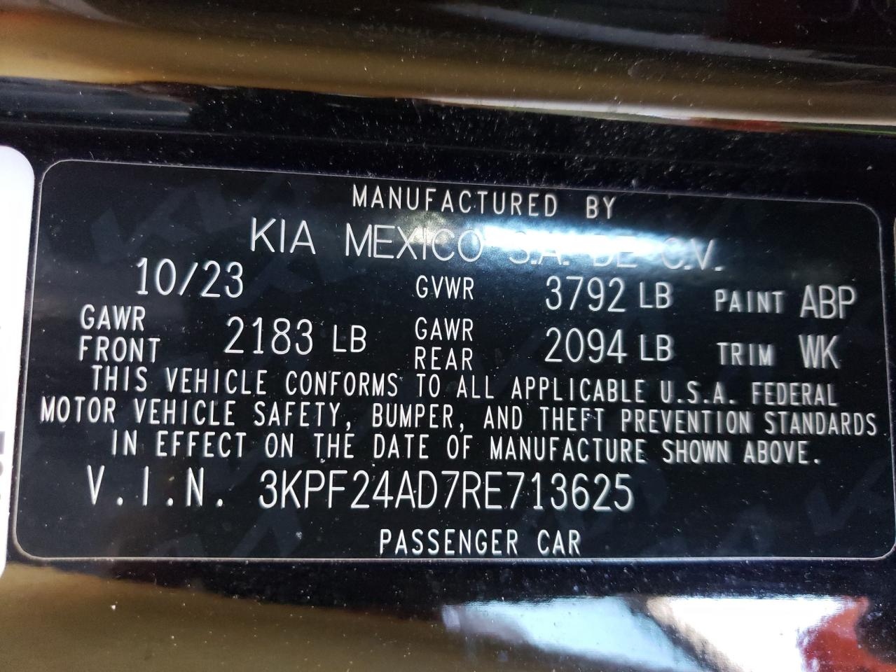 2024 Kia Forte - Image 13