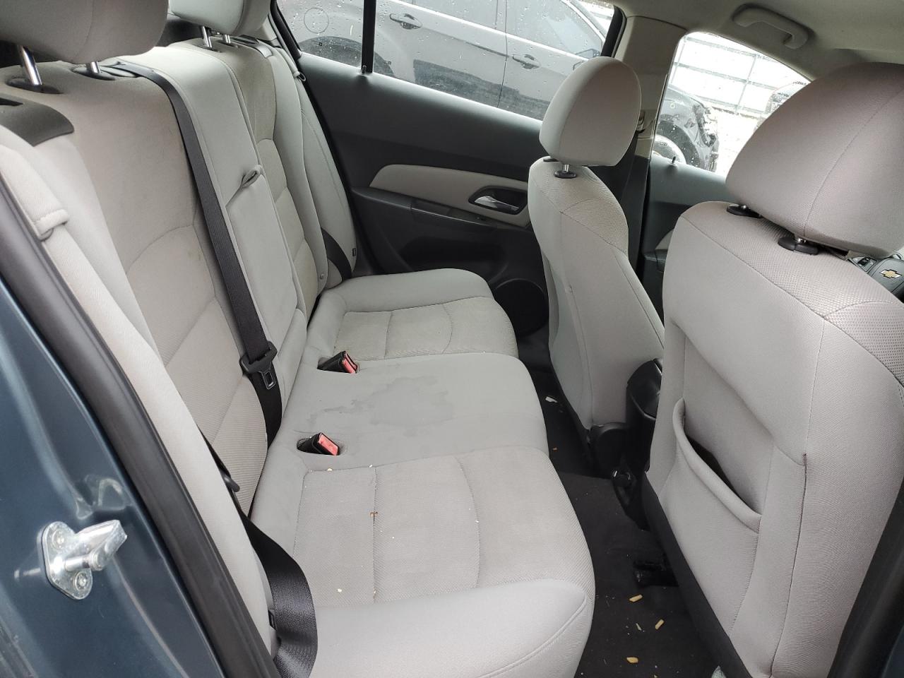 2012 Chevrolet Cruze - Image 10