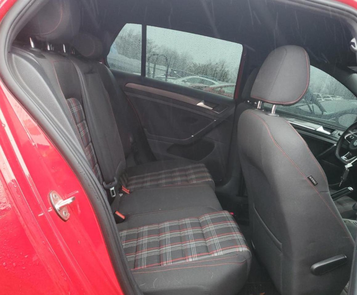 2020 Volkswagen GTI - Image 10