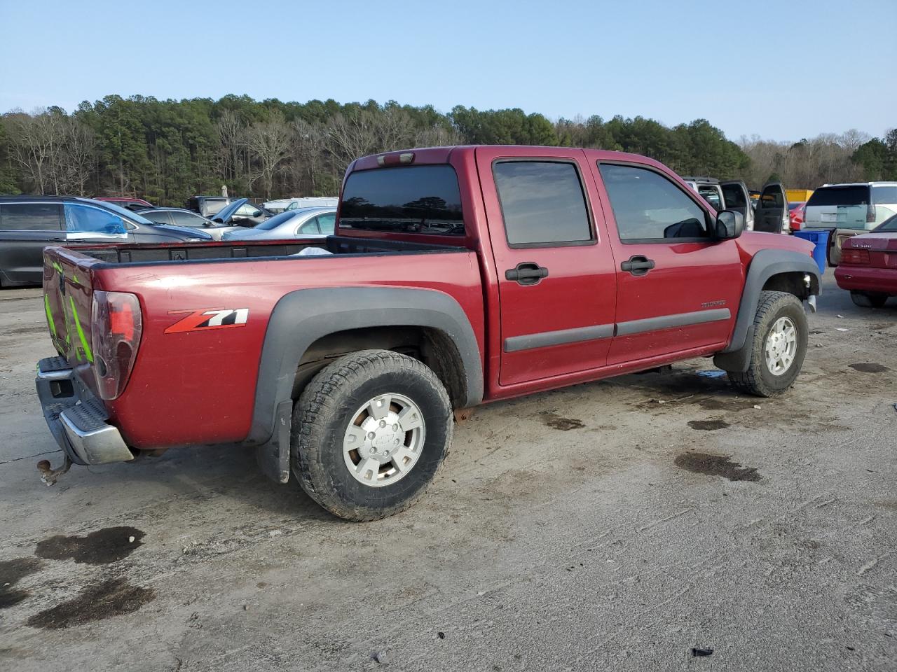 2004 Chevrolet Colorado - Image 3