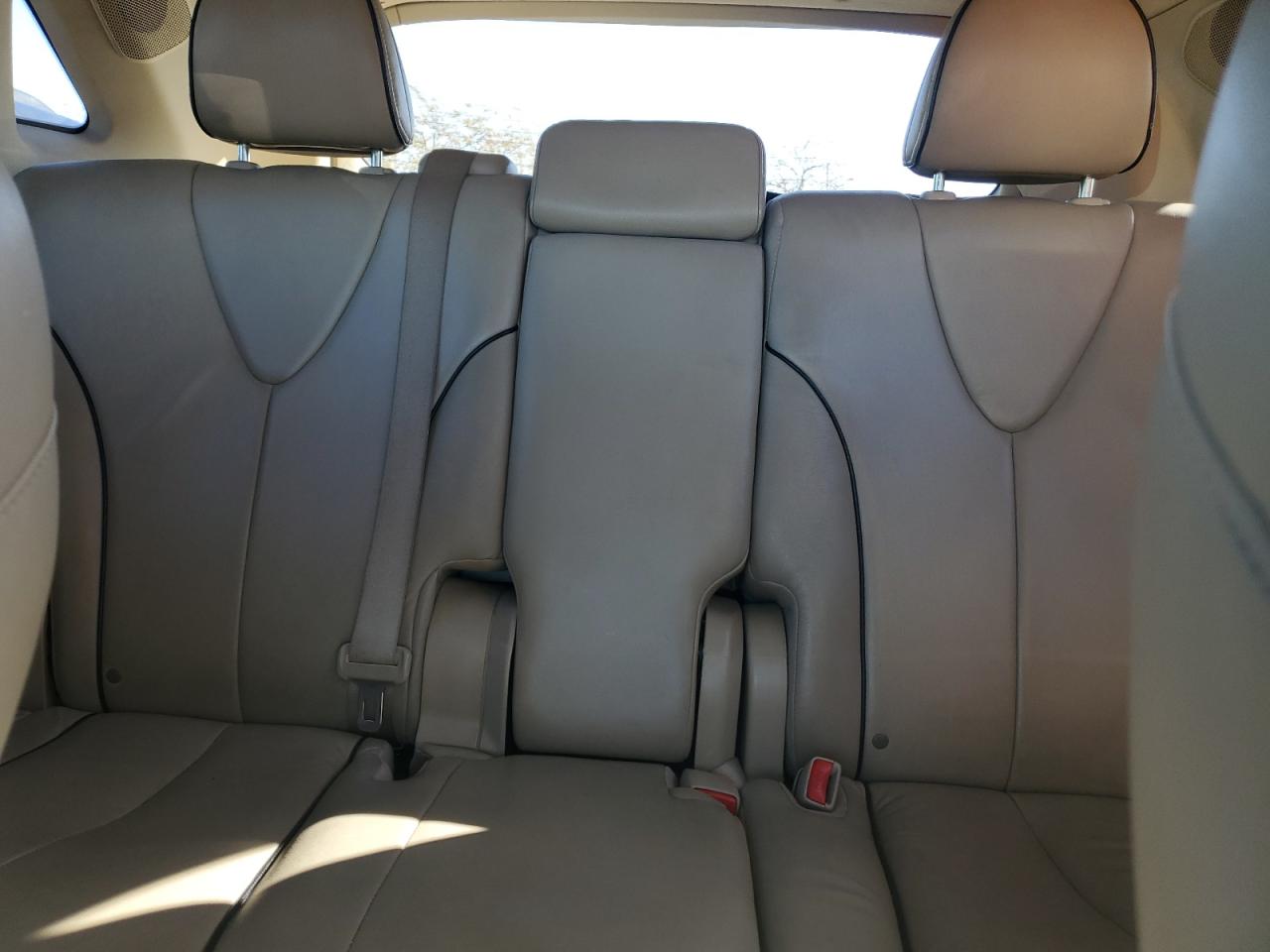 2009 Toyota Venza - Image 10