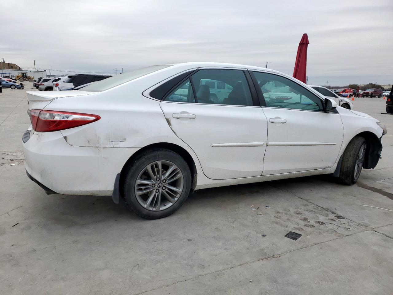 2016 Toyota Camry - Image 3