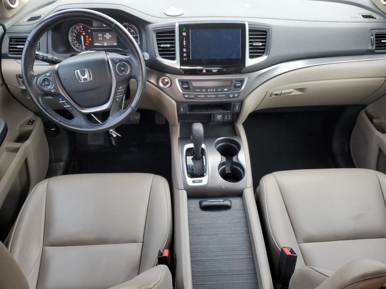 2016 Honda Pilot - Image 8