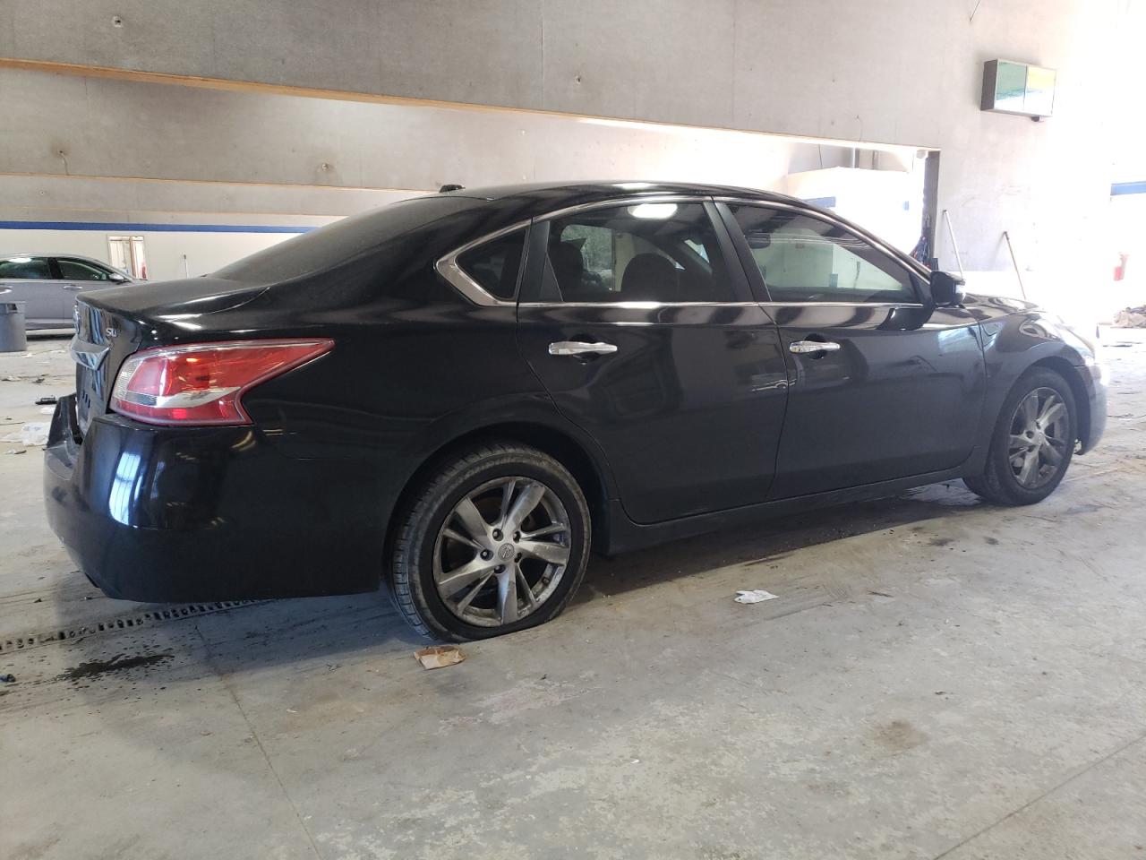 2013 Nissan Altima - Image 3