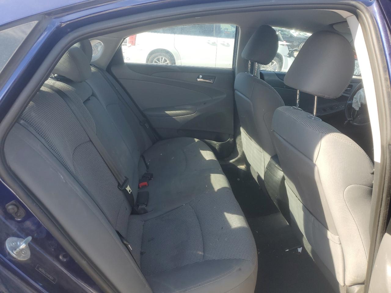 2014 Hyundai Sonata - Image 10