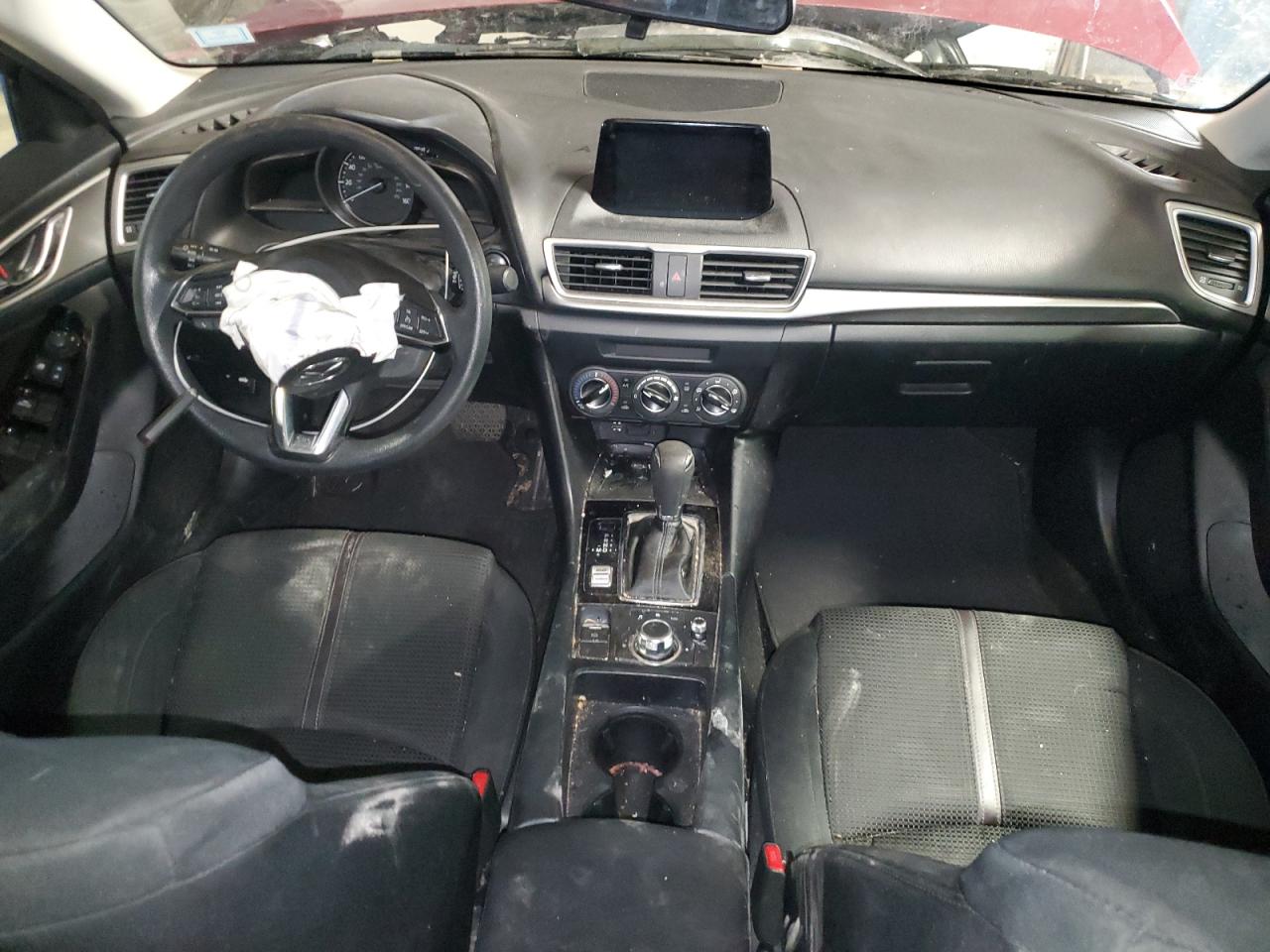 2018 Mazda 3 - Image 8