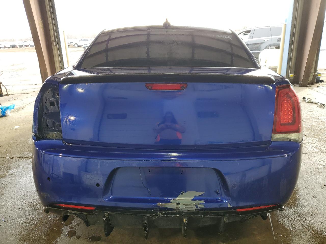2017 Chrysler 300 - Image 6