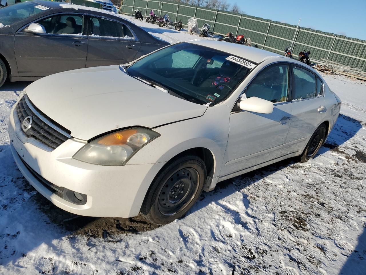 2009 Nissan Altima - Image 1
