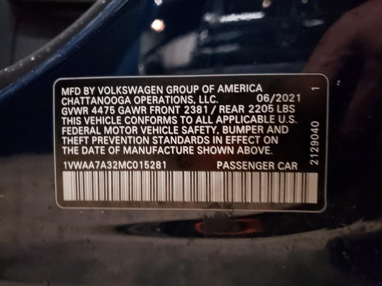 2021 Volkswagen Passat - Image 13