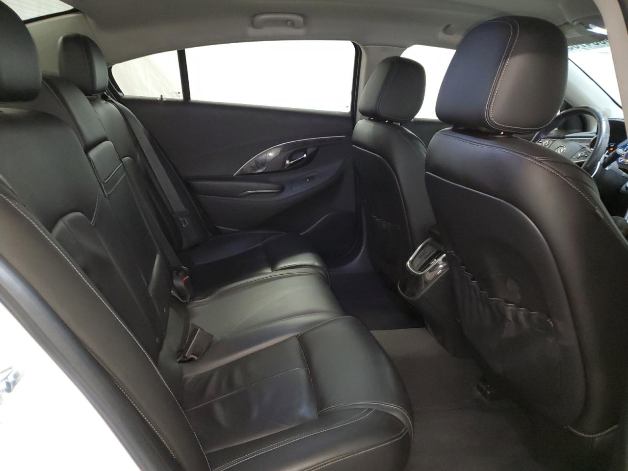 2016 Buick LaCrosse - Image 10