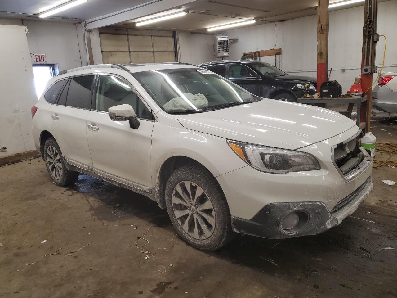 2017 Subaru Outback - Image 4