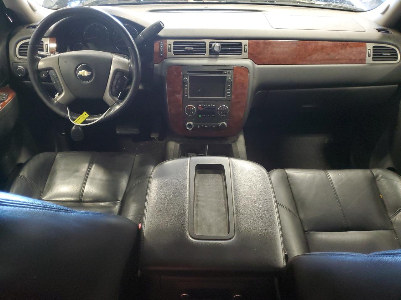 2011 Chevrolet Silverado - Image 8