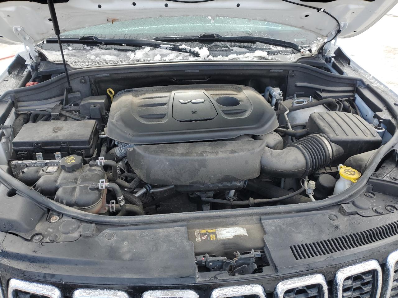 2017 Jeep Grand Cherokee - Image 12