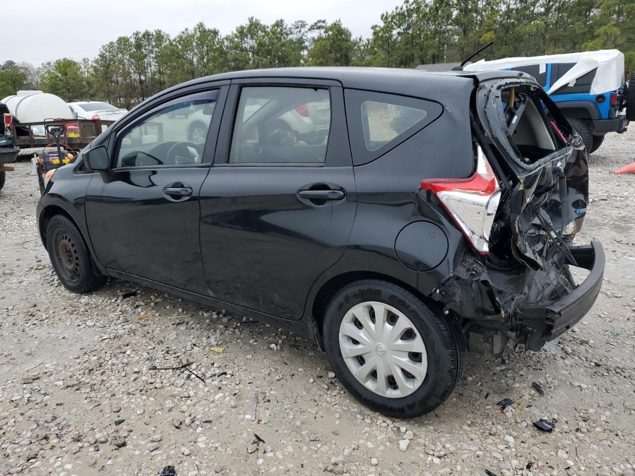 2015 Nissan Versa - Image 2