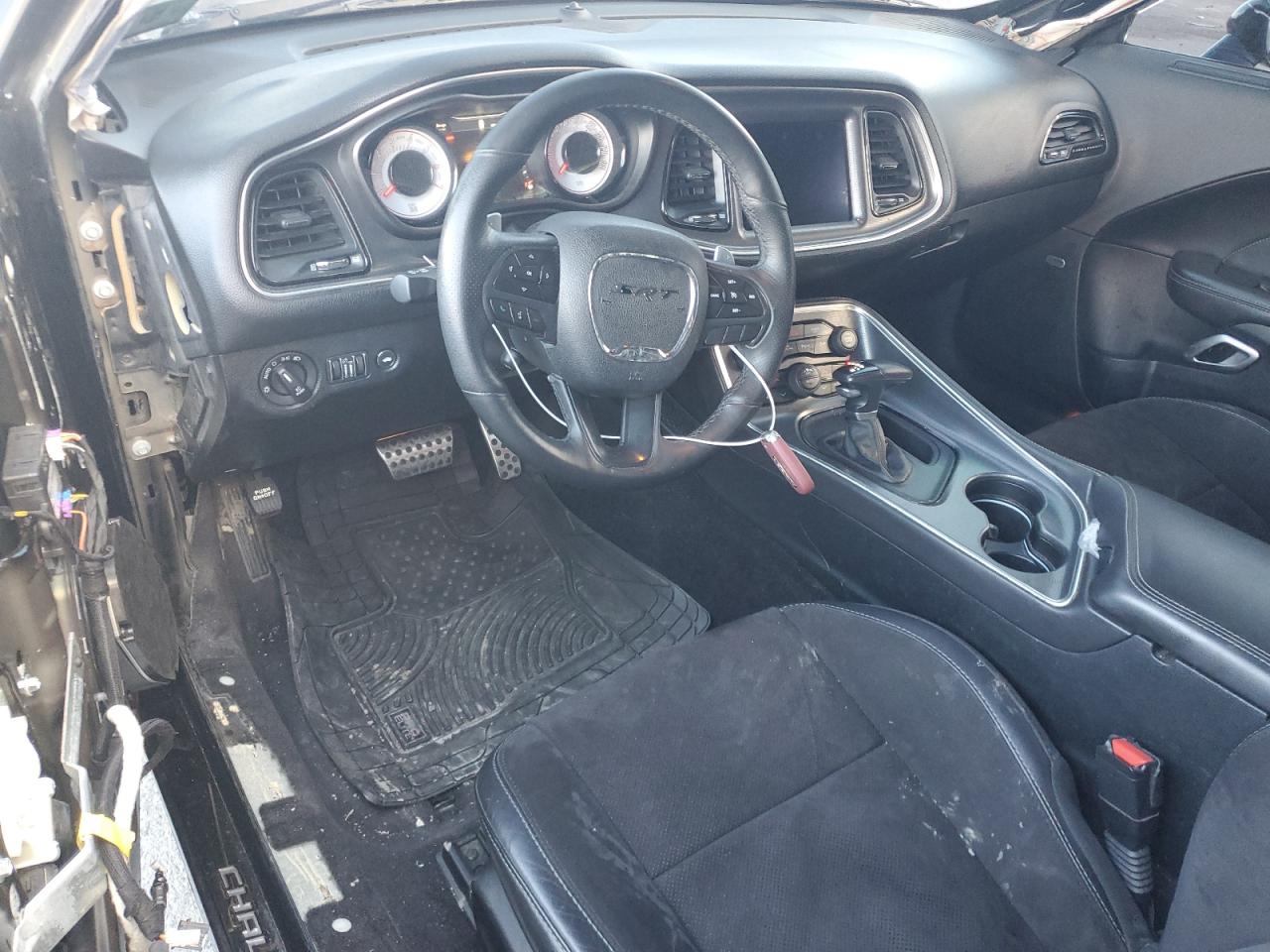 2018 Dodge Challenger - Image 8