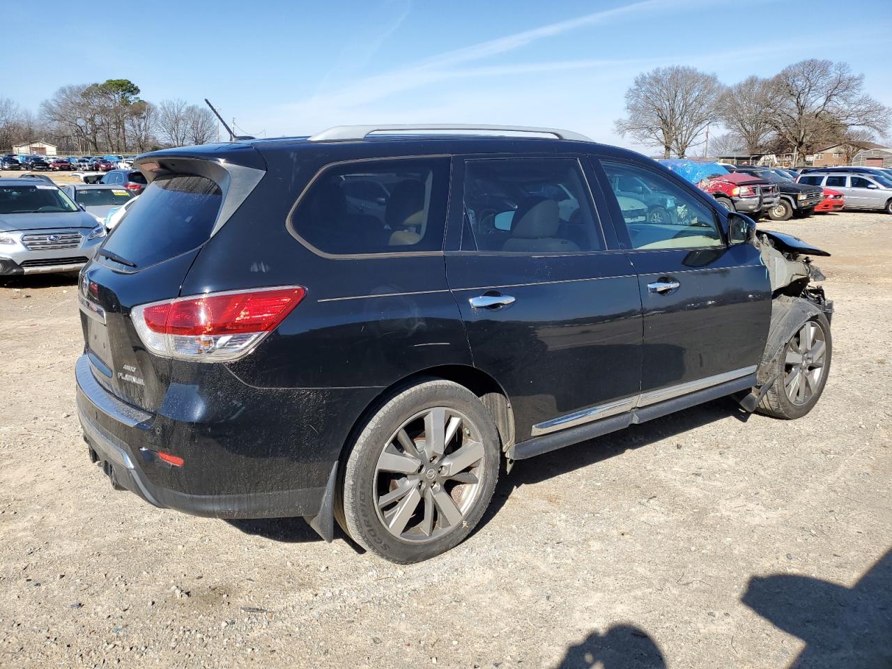 2014 Nissan Pathfinder - Image 3