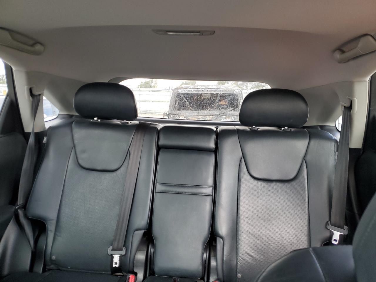 2011 Lexus RX - Image 10