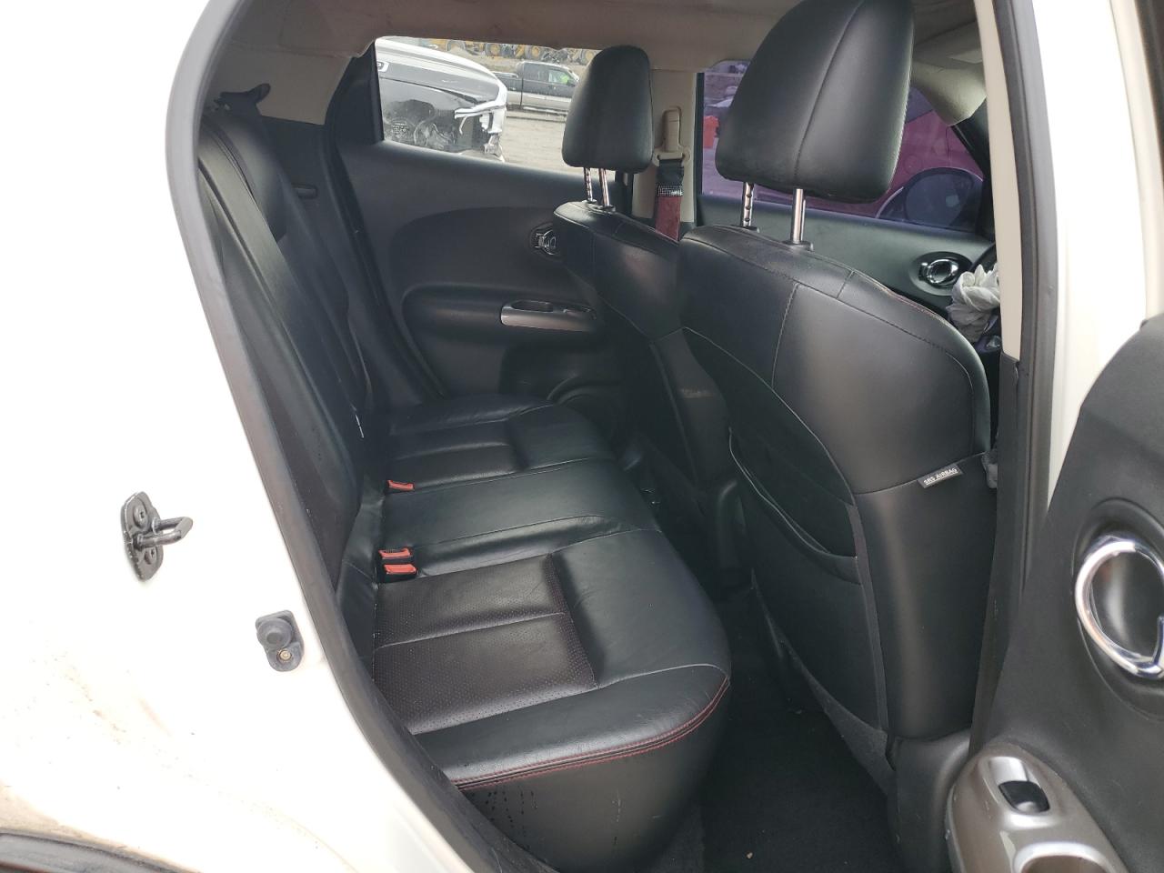 2013 Nissan Juke - Image 11