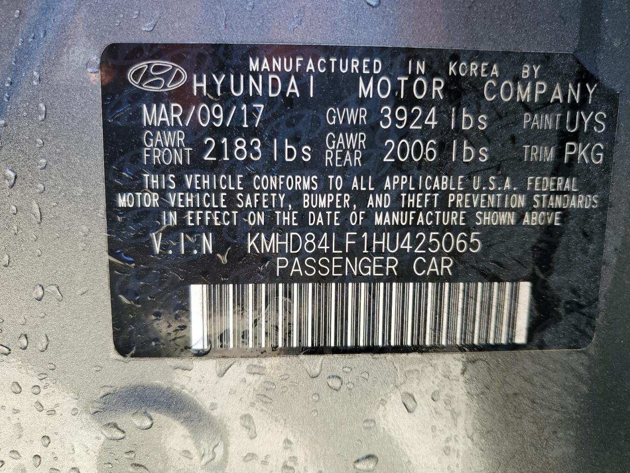 2017 Hyundai Elantra - Image 12