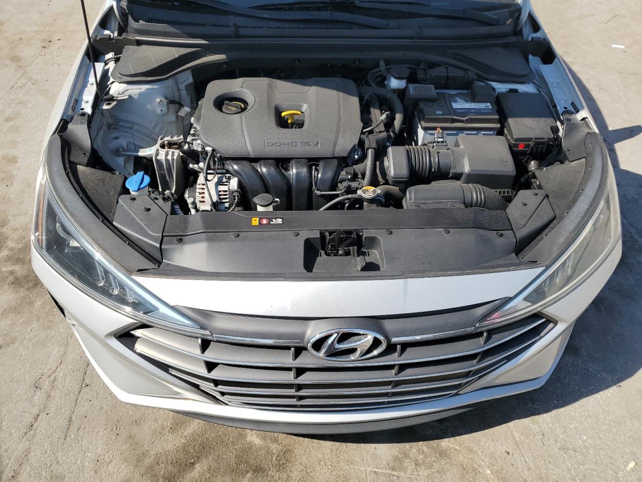 2020 Hyundai Elantra - Image 11