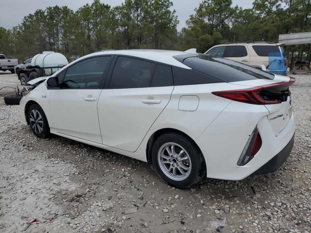 2017 Toyota Prius - Image 2