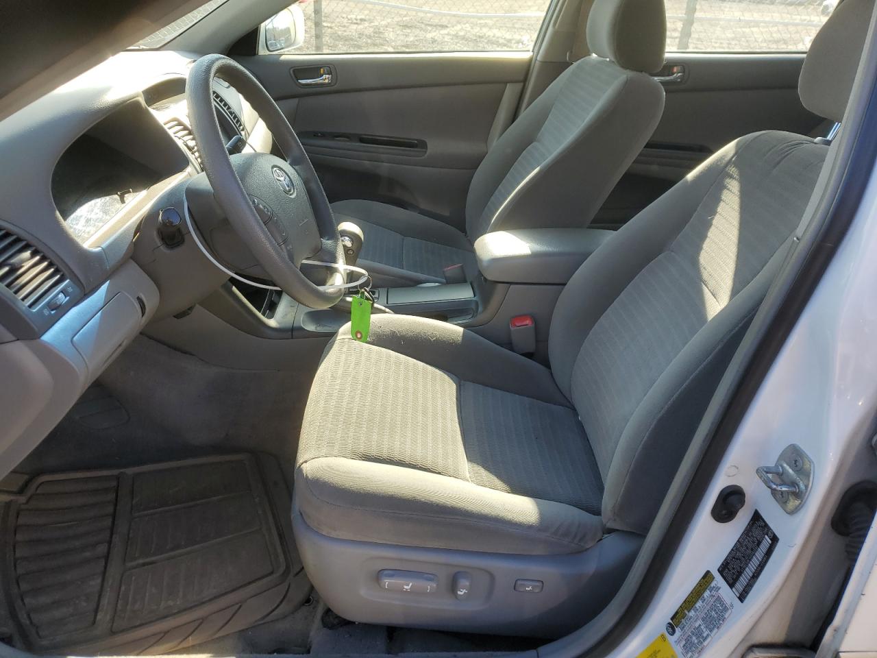 2005 Toyota Camry - Image 7