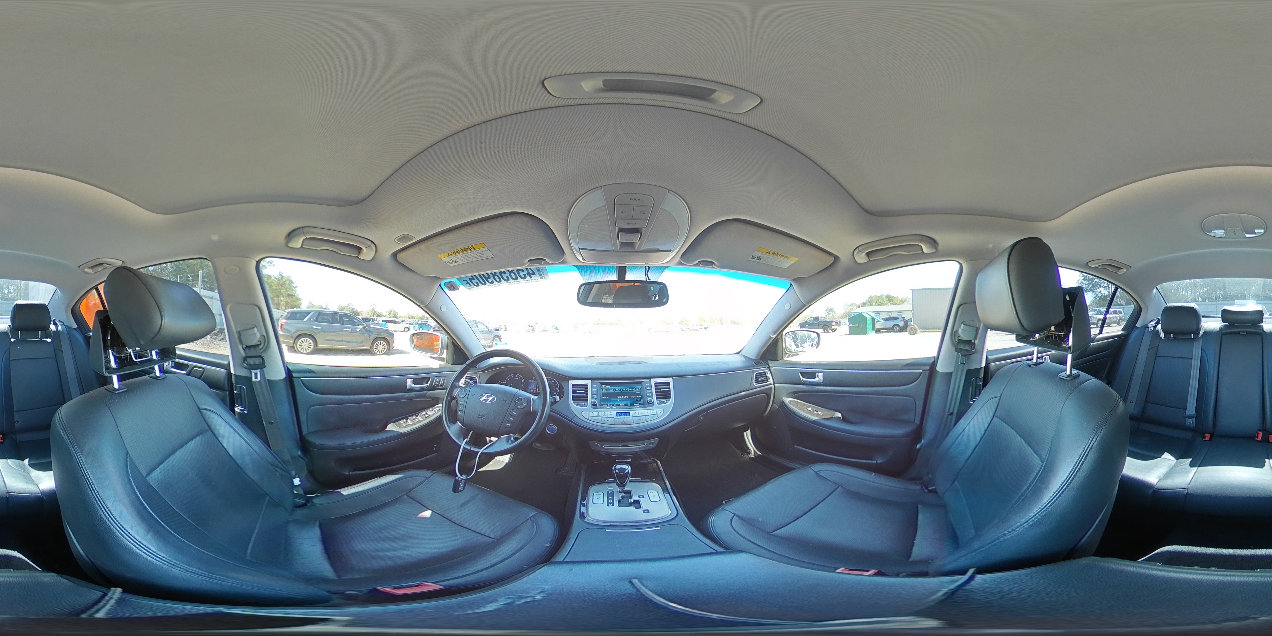 2013 Hyundai Genesis - Image 14