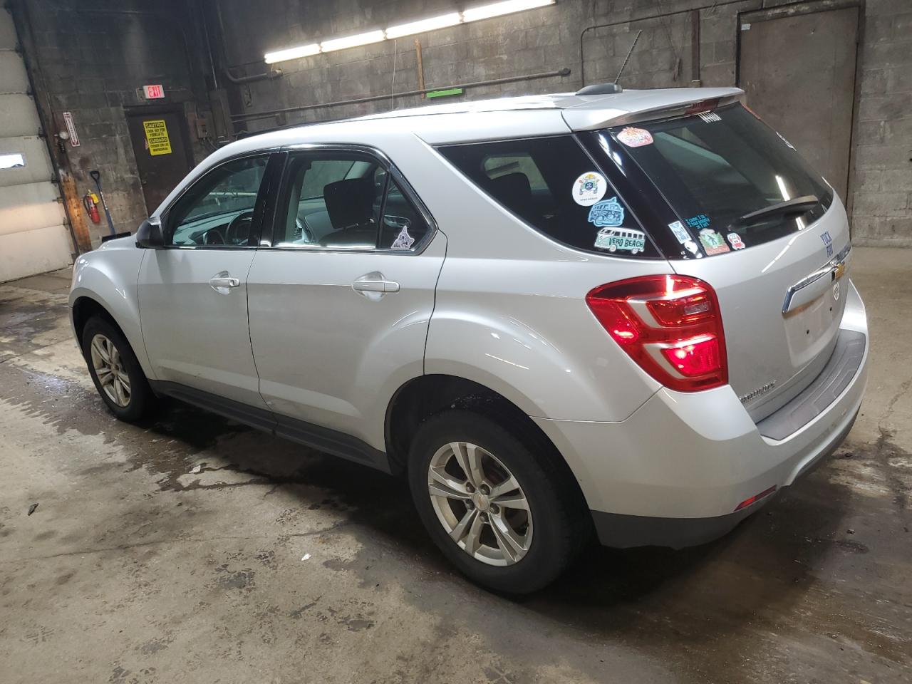 2017 Chevrolet Equinox - Image 2