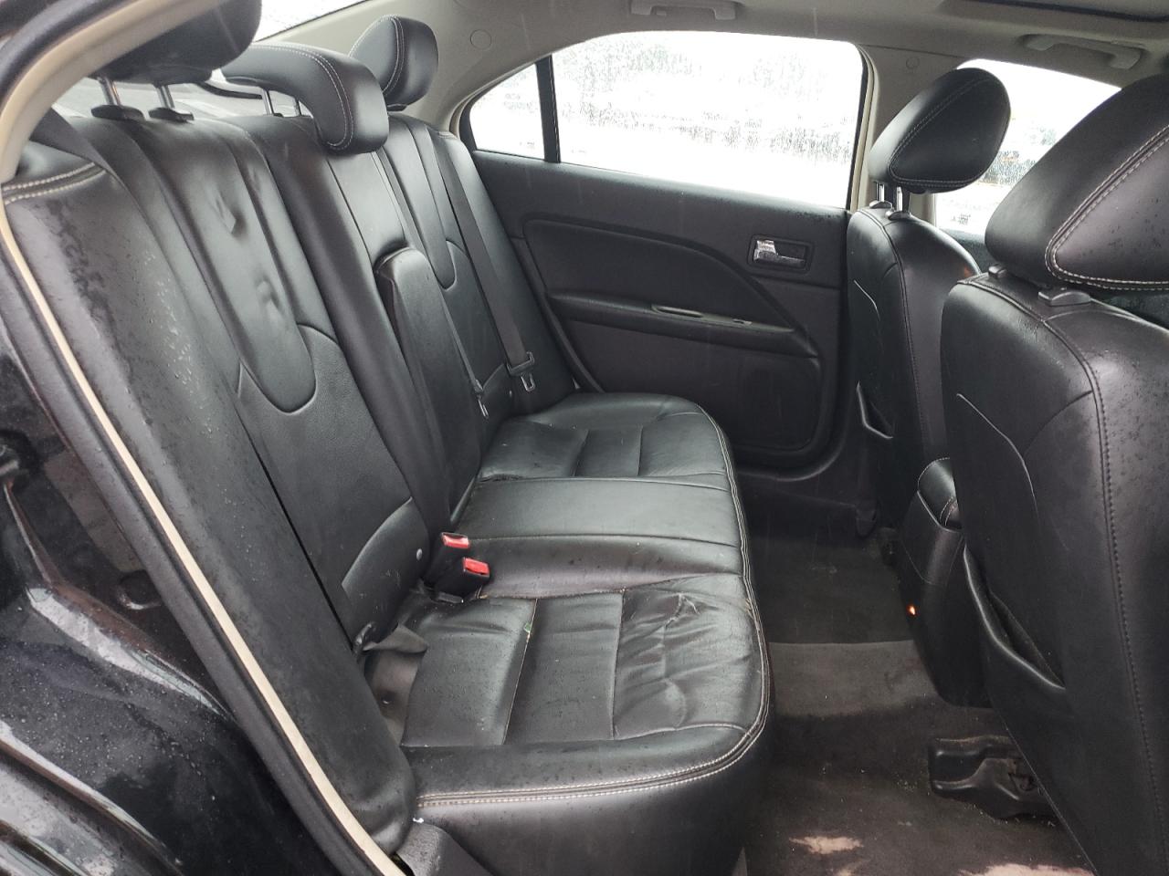 2012 Ford Fusion - Image 10