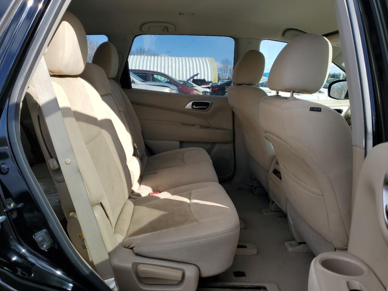 2014 Nissan Pathfinder - Image 11