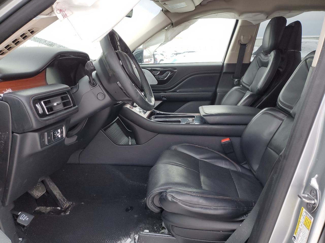 2021 Lincoln Aviator - Image 7
