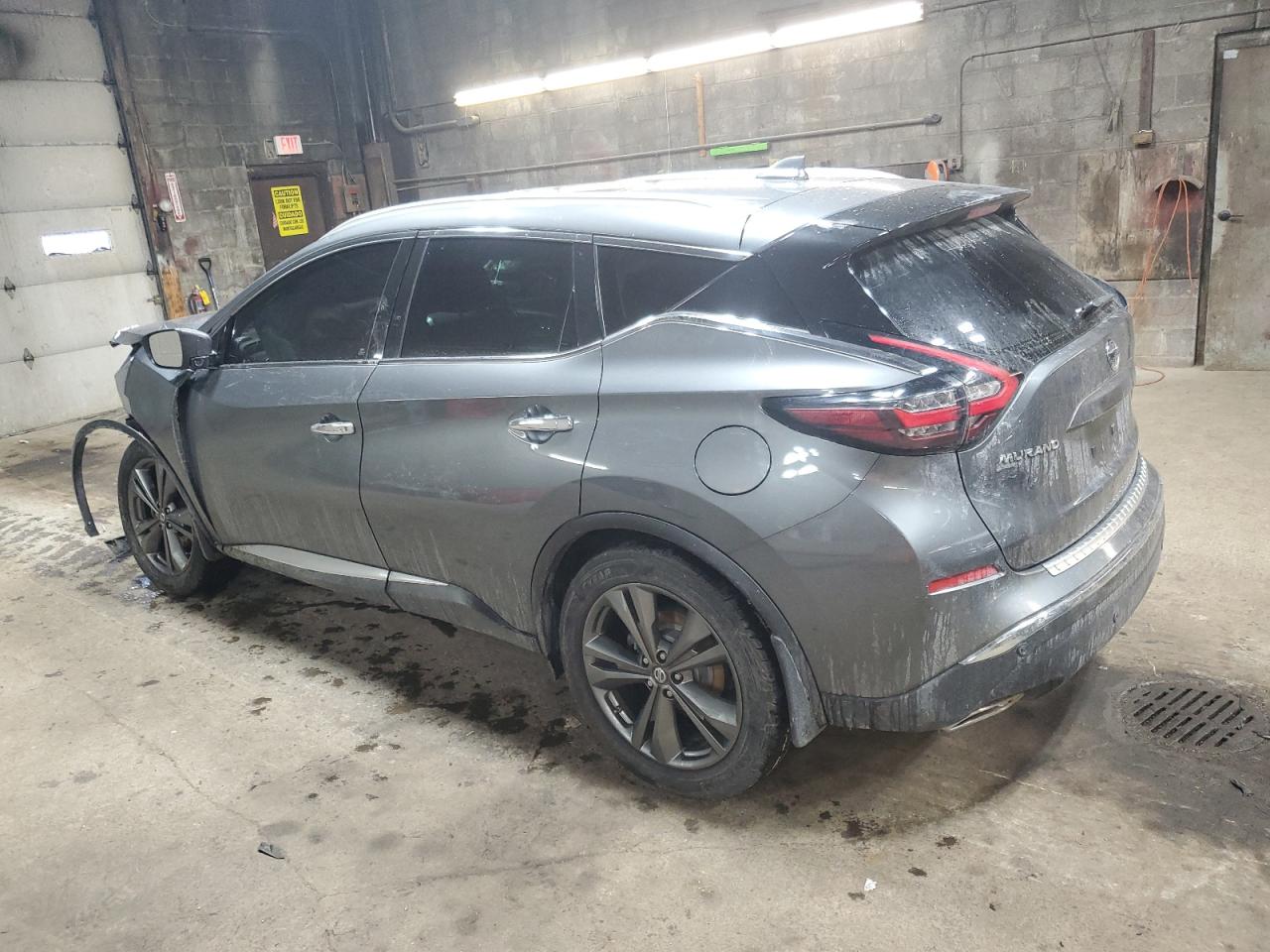 2019 Nissan Murano - Image 2