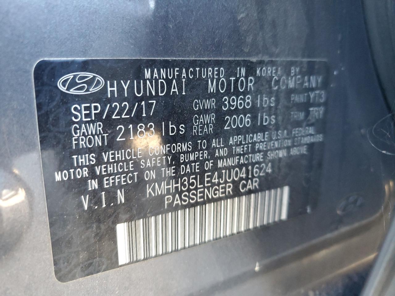 2018 Hyundai Elantra - Image 14