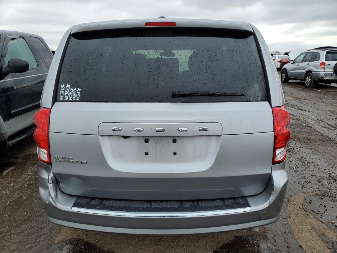 2019 Dodge Caravan - Image 6