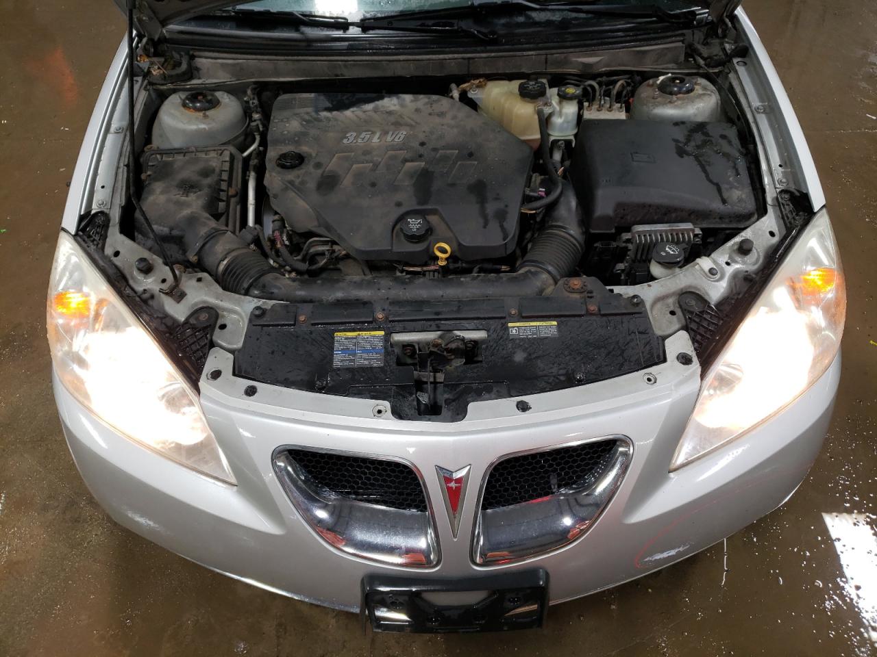 2009 Pontiac G6 - Image 11