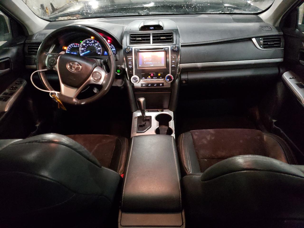 2012 Toyota Camry - Image 8