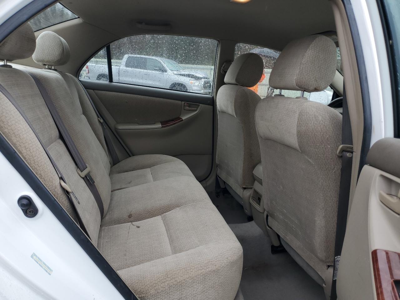 2004 Toyota Corolla - Image 10
