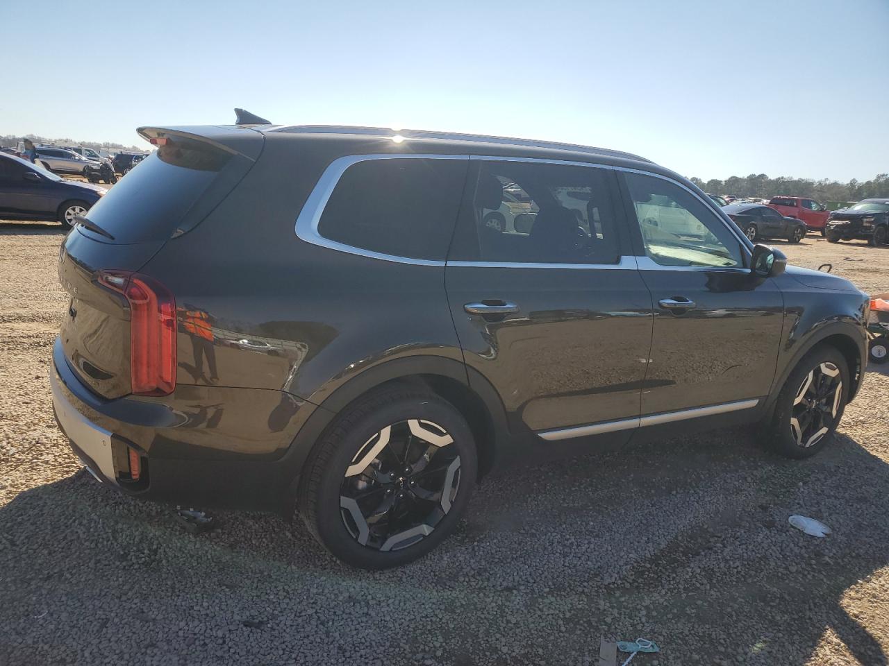 2024 Kia Telluride - Image 3