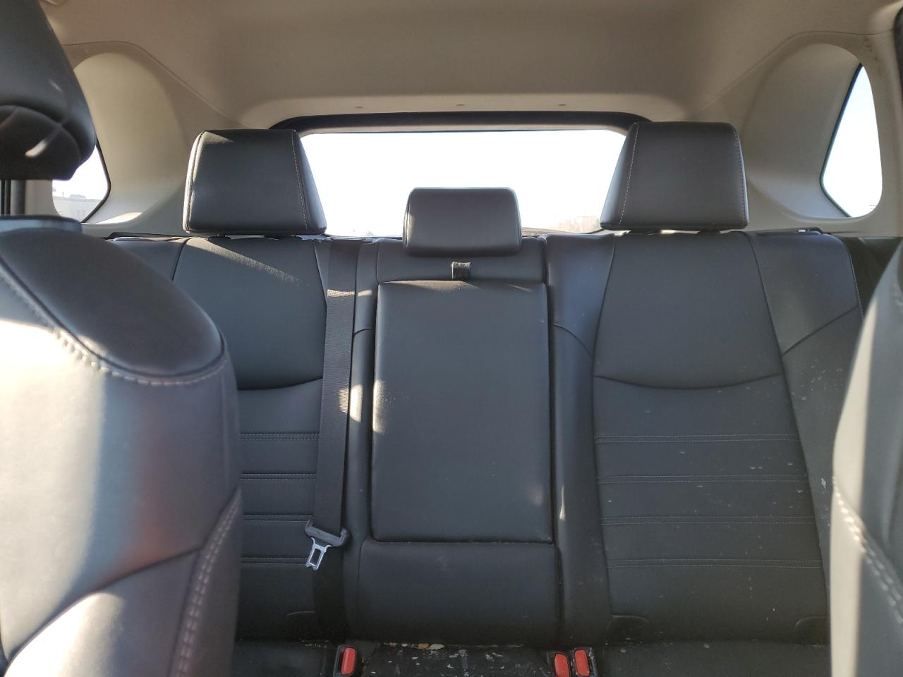 2022 Toyota RAV 4 - Image 10