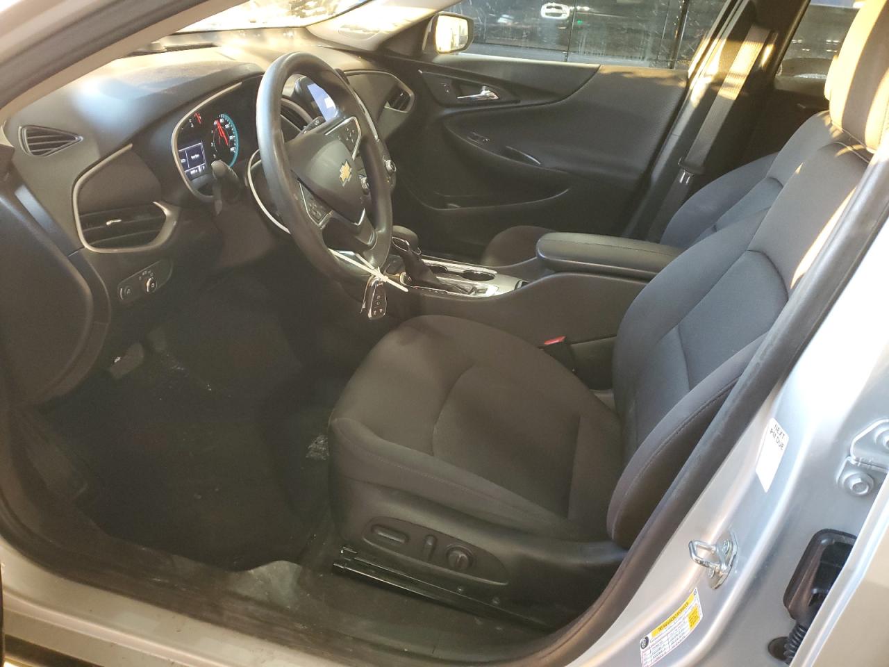 2022 Chevrolet Malibu - Image 7