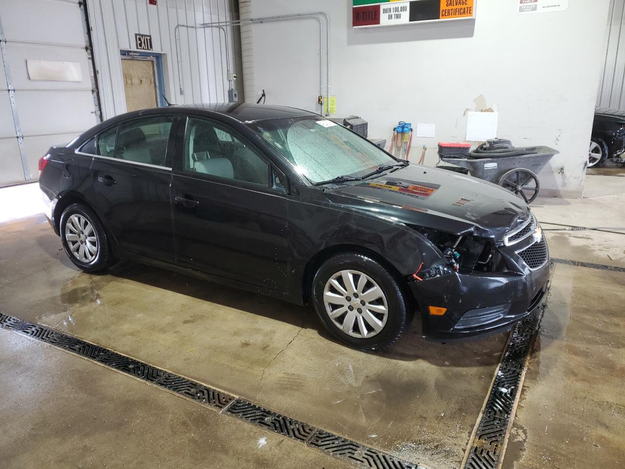 2011 Chevrolet Cruze - Image 4