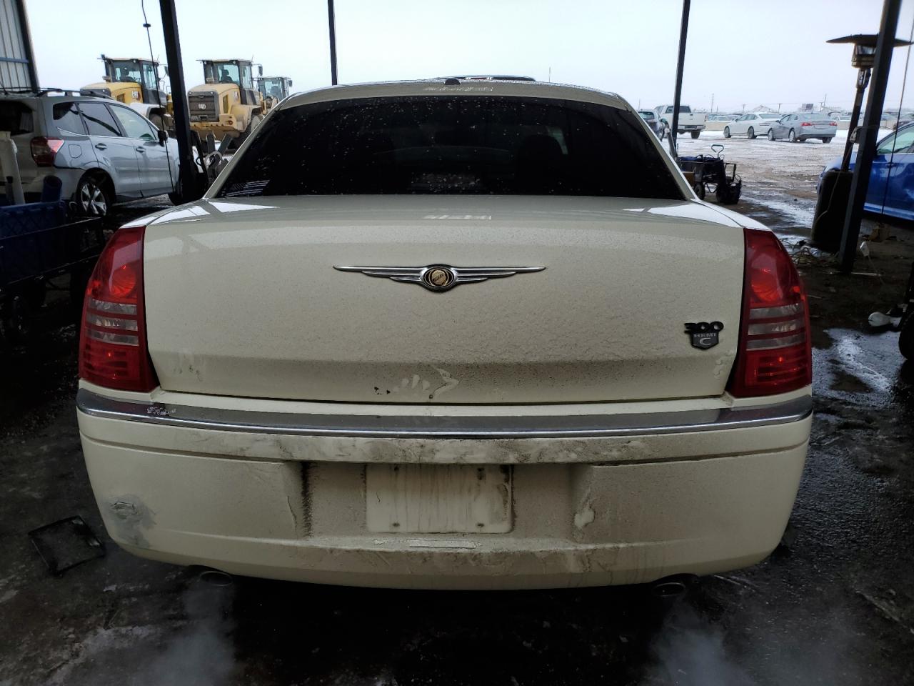 2006 Chrysler 300 - Image 6