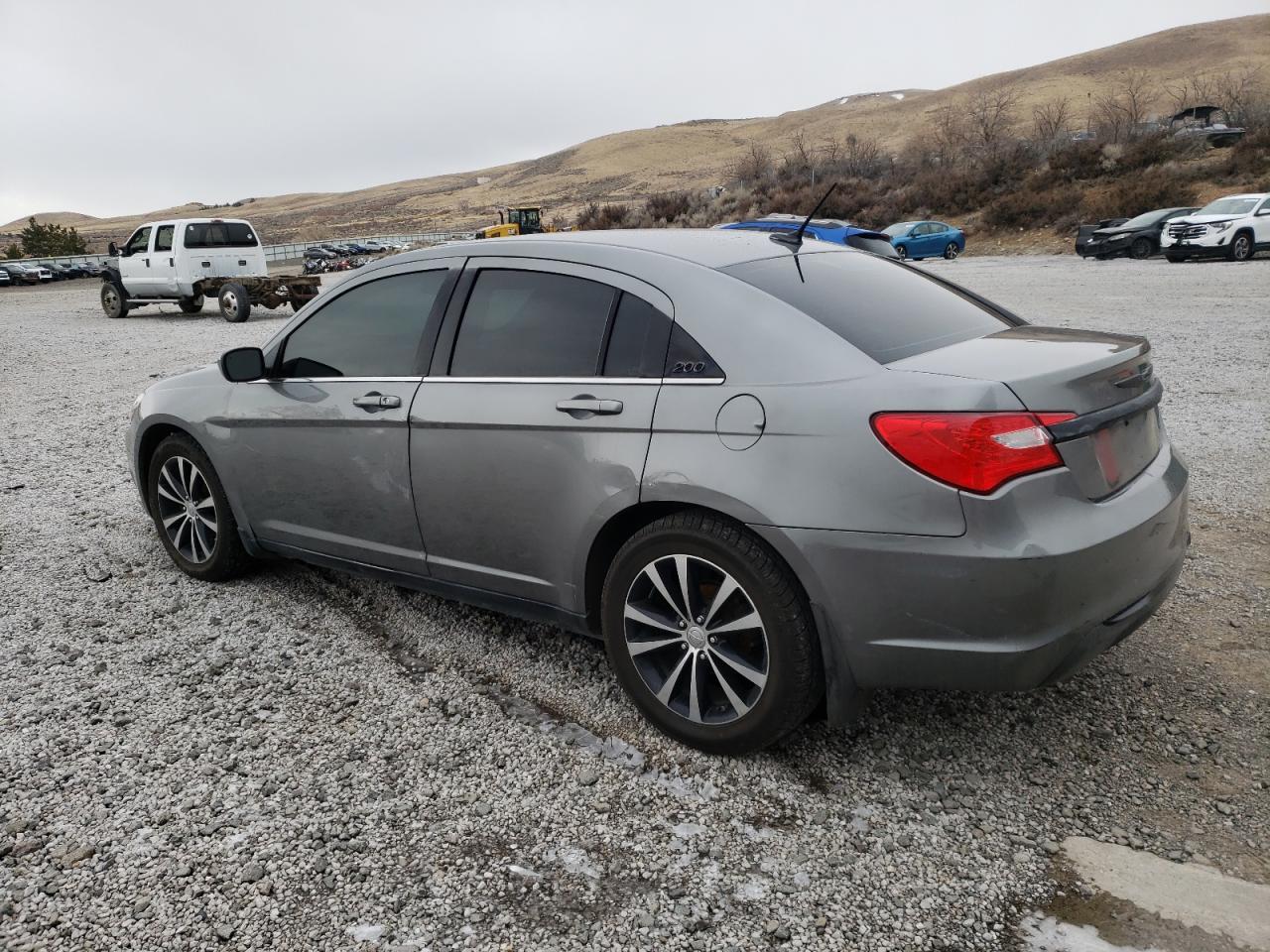 2011 Chrysler 200 - Image 2