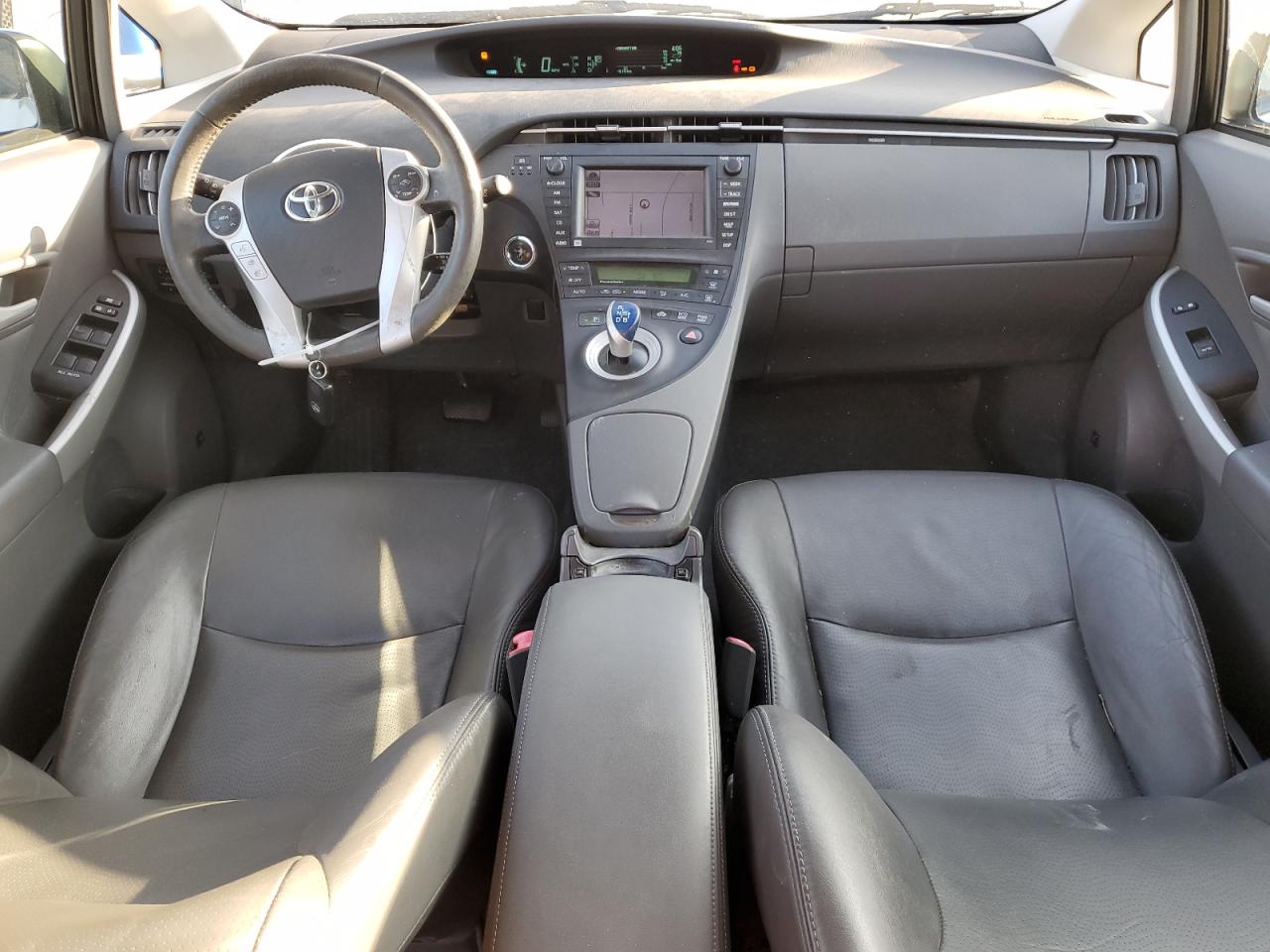 2011 Toyota Prius - Image 8