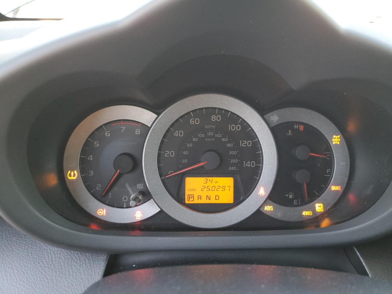 2009 Toyota RAV 4 - Image 9