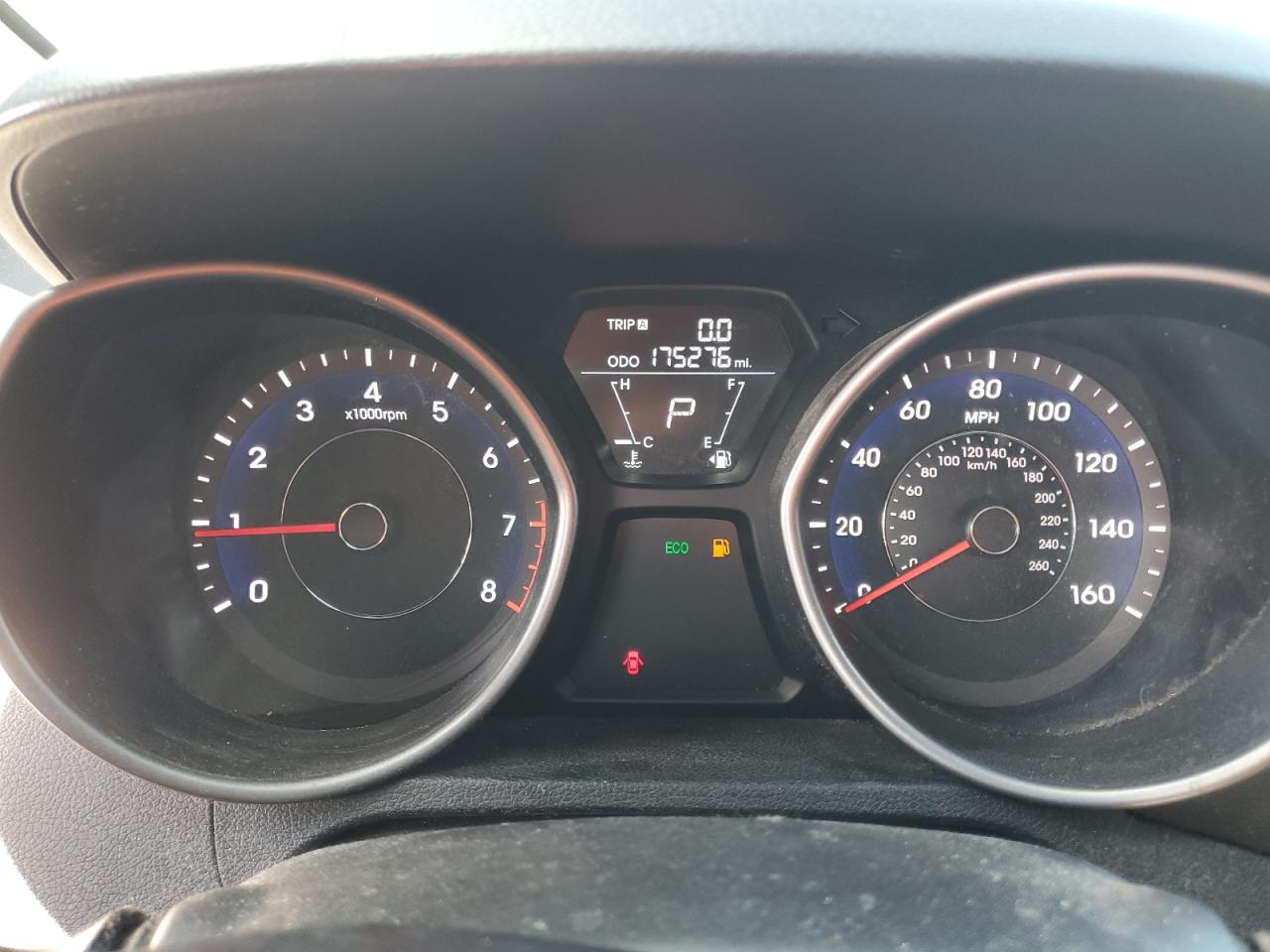 2013 Hyundai Elantra - Image 9