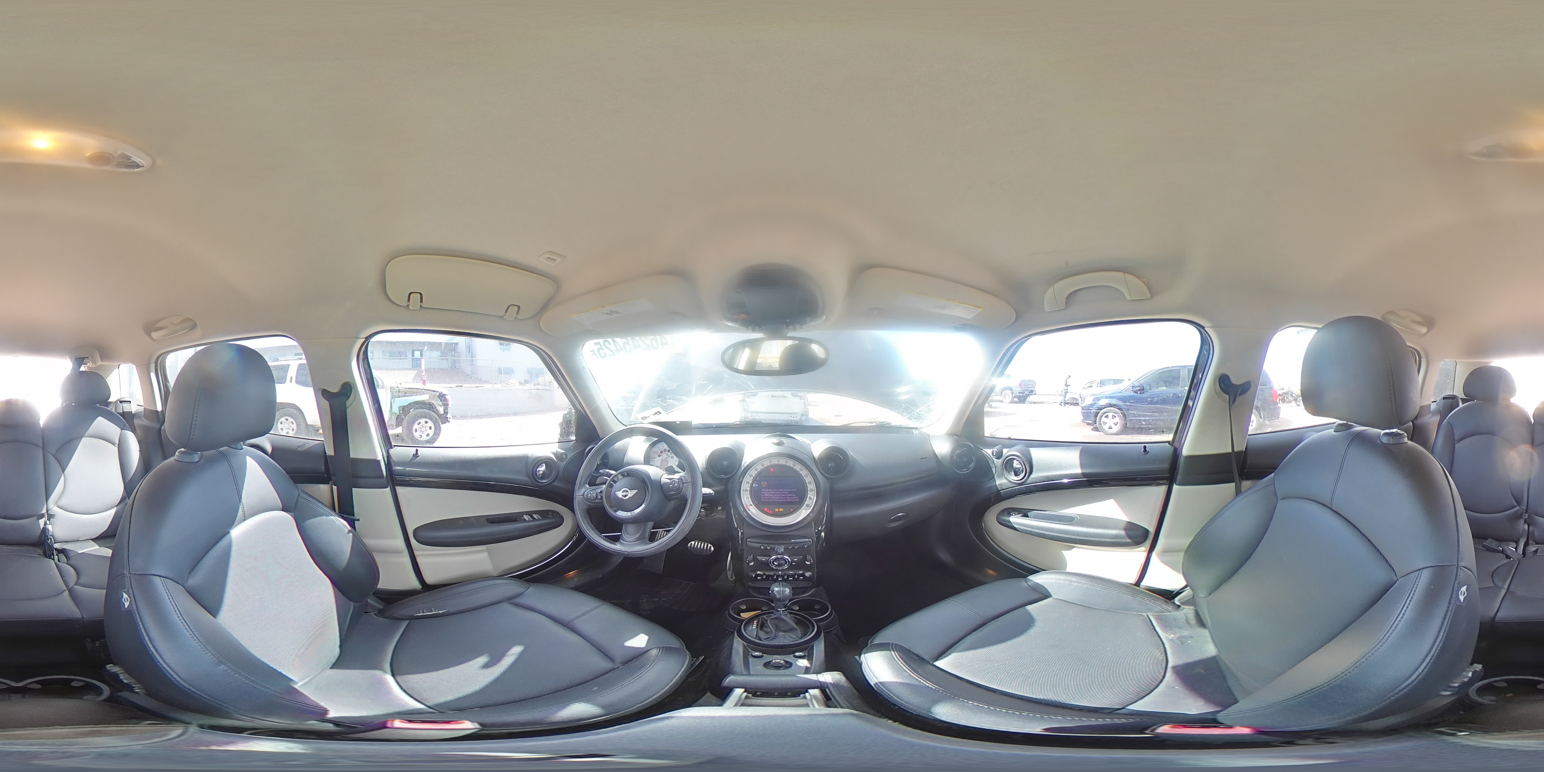 2014 MINI Cooper - Image 12