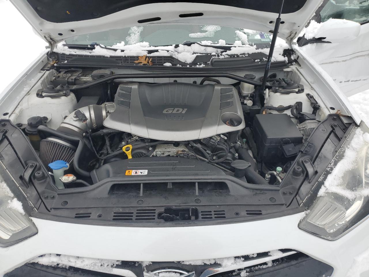 2013 Hyundai Genesis - Image 11